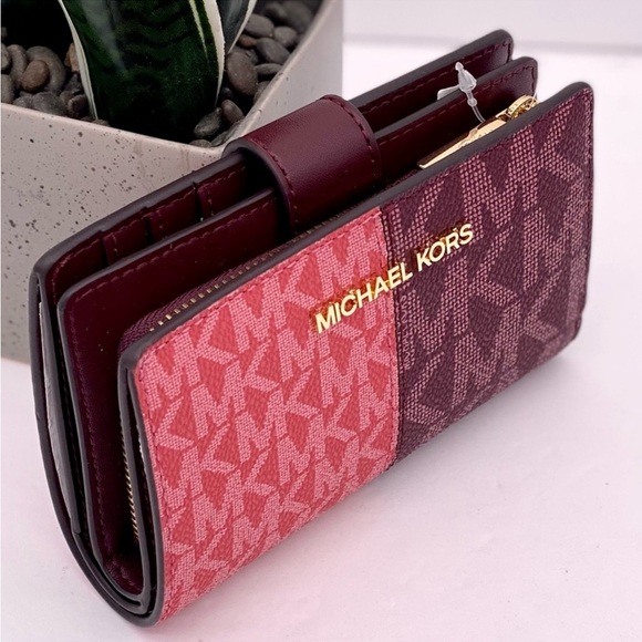 Michael Kors Jet Set Medium Two-Tone Logo Wallet - Picture 1 of 11